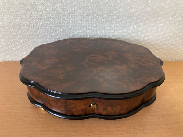 オルゴール リュージュ 72弁 REUGE 3曲収録 ｜骨董品買取 □REUGE 公式
