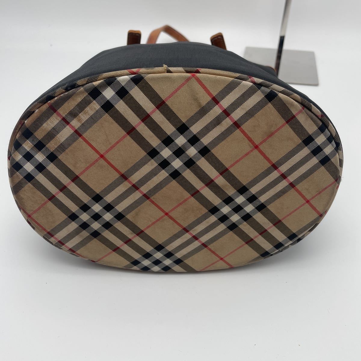 Burberrys バーバリー バケツナイロントートバッグ ブラック レザー