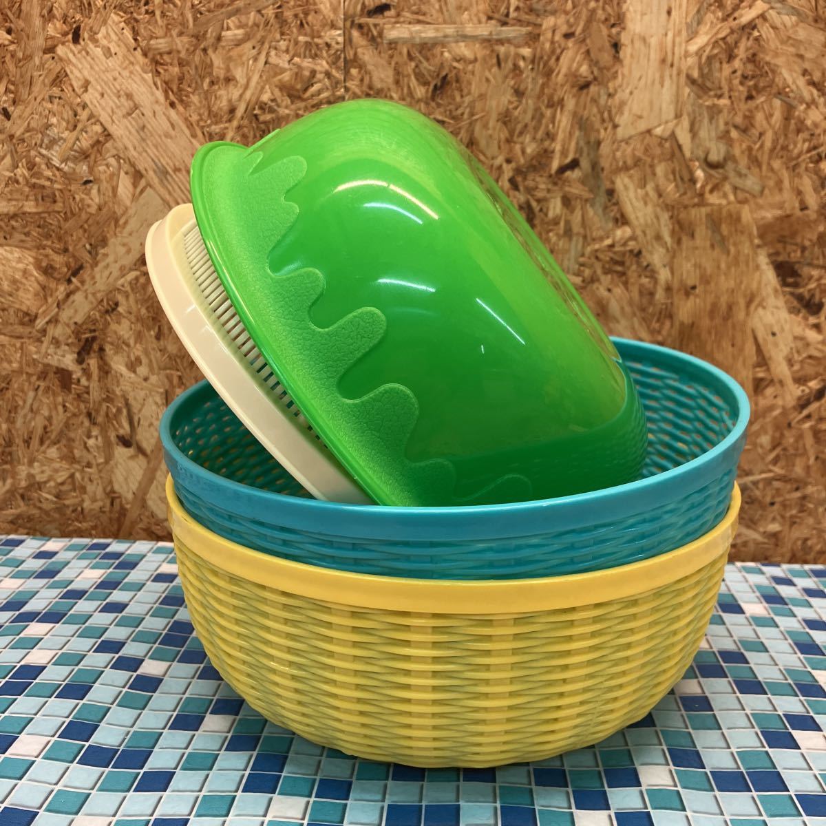 レトロポップ かわいい ザル 3点セット/レトロ キッチン プラスチック カラフル/小物入れ インテリア 昭和レトロ 当時物 ポー395