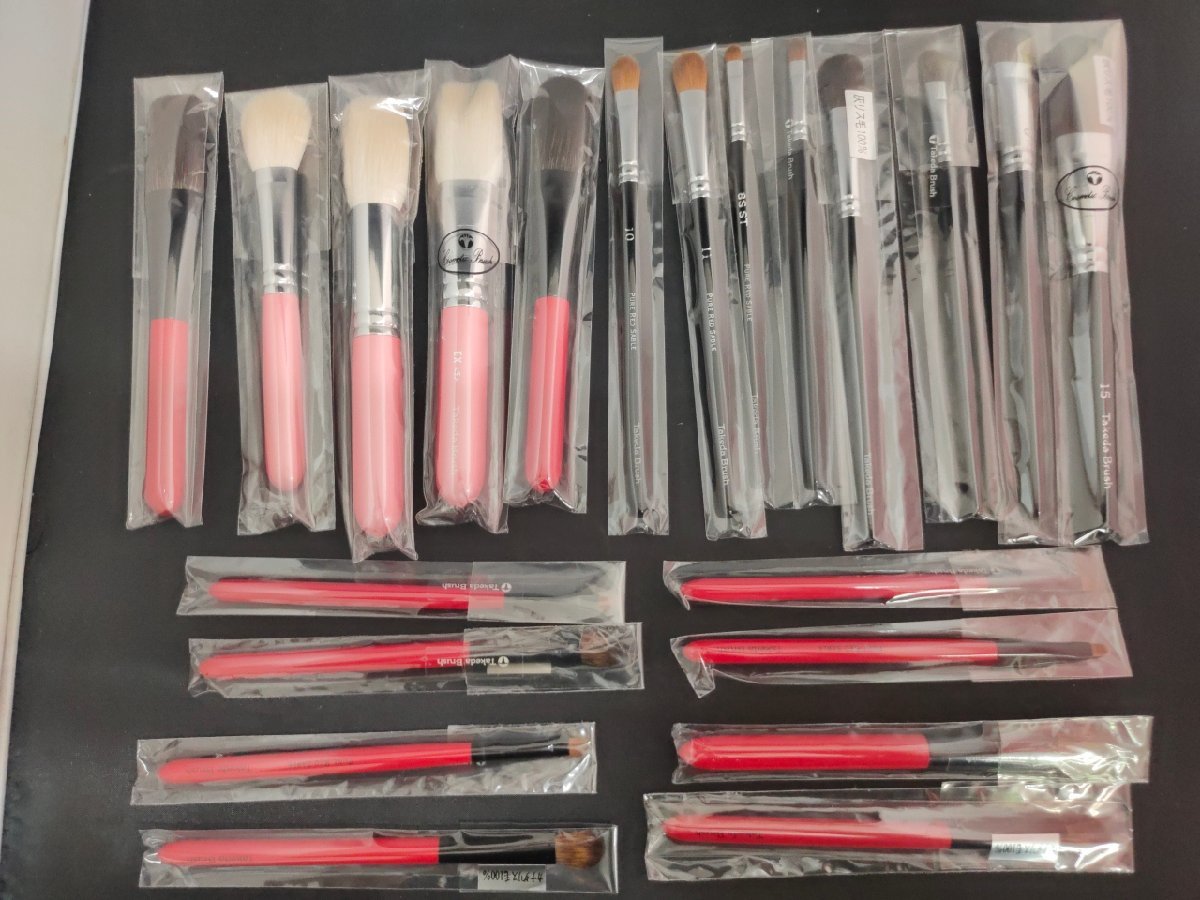 【新品未使用】Takeda Brush メイクブラシセット４本 新品未使用】Takeda Brush メイクブラシセット4本 【公式通販】