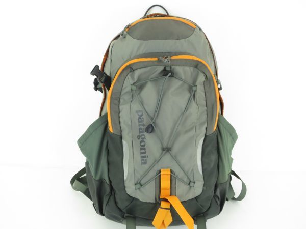 Patagonia パタゴニア　ナイロン　リュックバッグ　バックパック　chacabuco 32L　お洒落な　カーキ　グリーン系