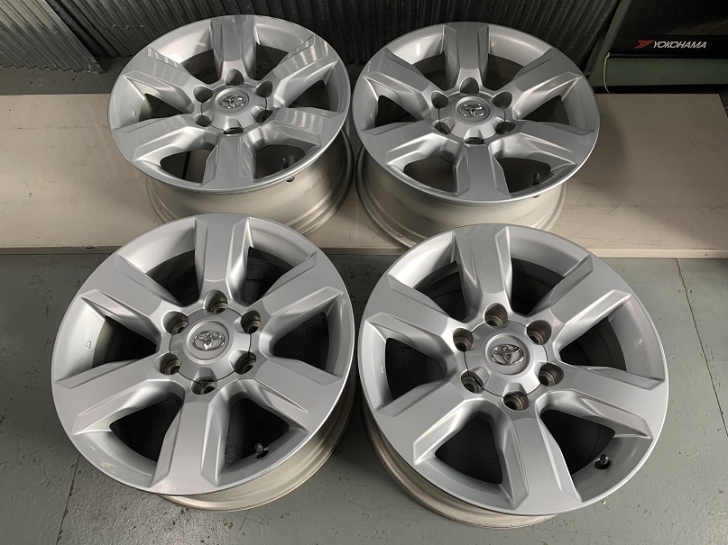 ランクルプラド 150系 17×7.5J 6H139.7 ＋25 トヨタ純正 ハイエース