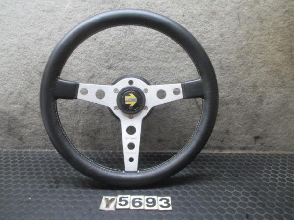 スズキ　アルト　HA23V 　ハンドル　ステアリングホイール　momo　社外品　340mm　ボス付き　No.Y5693