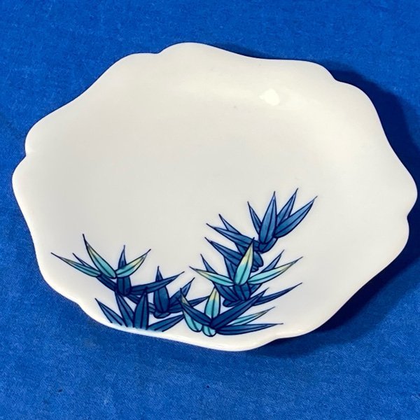 伊万里鍋島焼 魯山窯絵変わり皿（銘々皿）色鍋島 5客 鍋島焼 魯山窯 銘々皿 小皿 絵替り 5柄セット 伊万里焼 色鍋島 ◇HJ