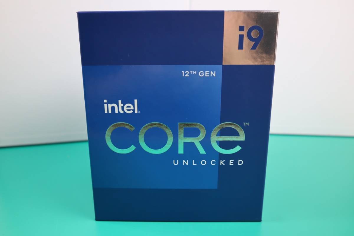 INTEL Core i9-12900K 第12世代 16コア/24スレッド/3.2-5.2GHz LGA1700 