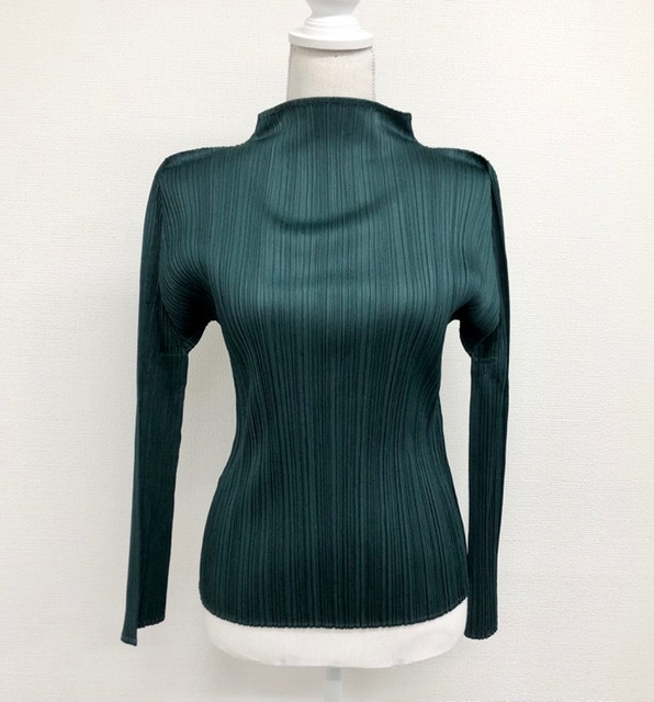 C413 イッセイミヤケ ISSEY MIYAKE PLEATS PLEASE ハイネック 長袖 