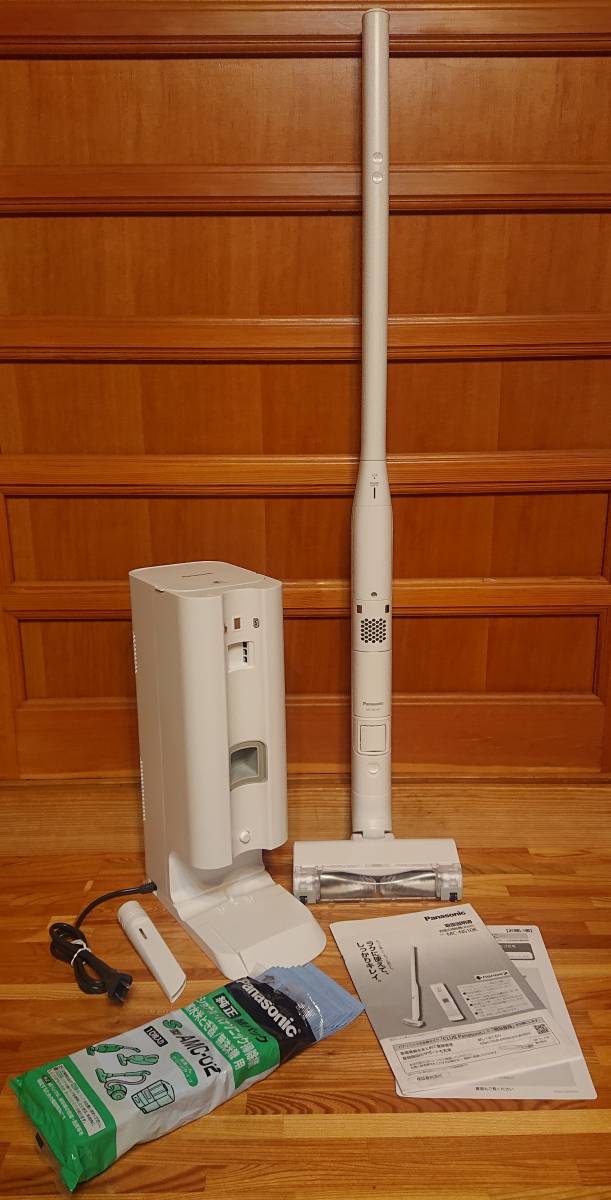 Panasonic MC-NS10K-W MC-NS10K NS10K スティック掃除機 セパレート