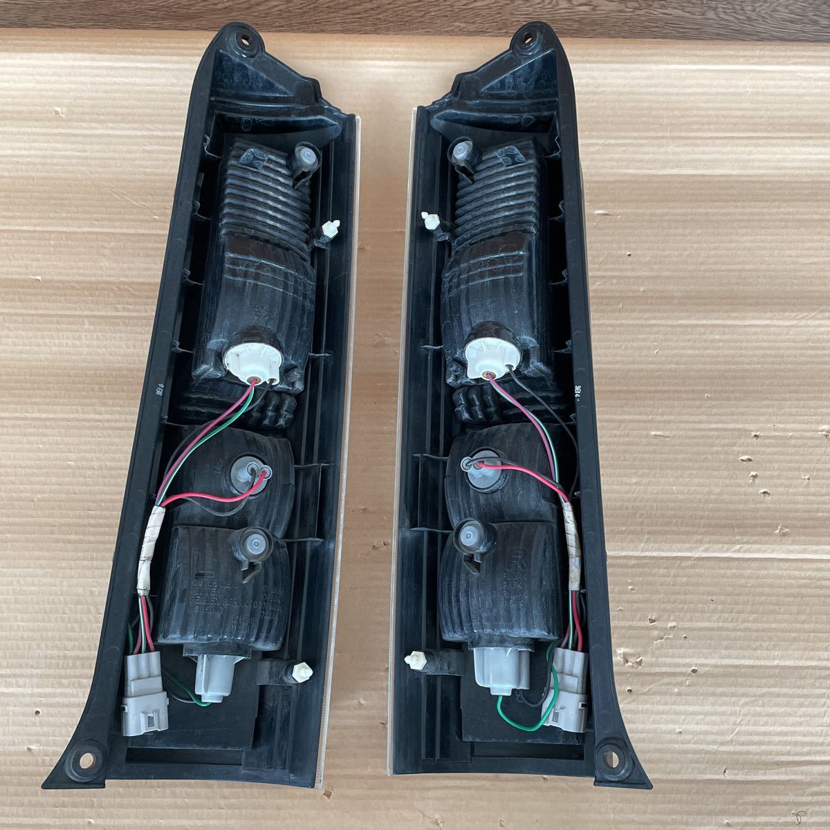 エブリィワゴン DA64W テールランプ テールライト 左右セット 後期