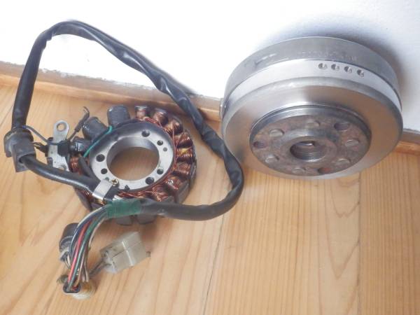 機会エアコン 軽量 ジェネレーター ステータコイル 3XC R1-Z TZR250中古 R1-Z