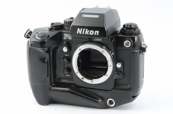 動作品　NIKON ニコン F4s ボディ MB21，データバックMF-22付き