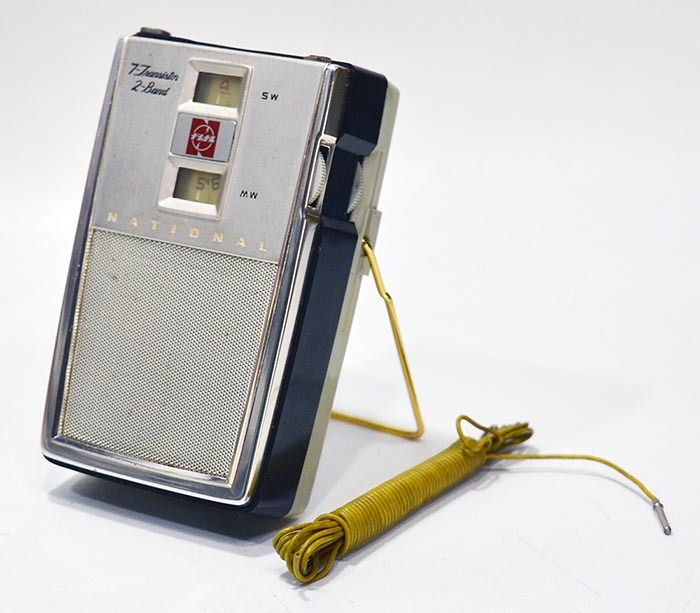 ☆☆☆　レア　NATIONAL MODEL T-21 MW/SW 2BAND RADIO　☆☆☆