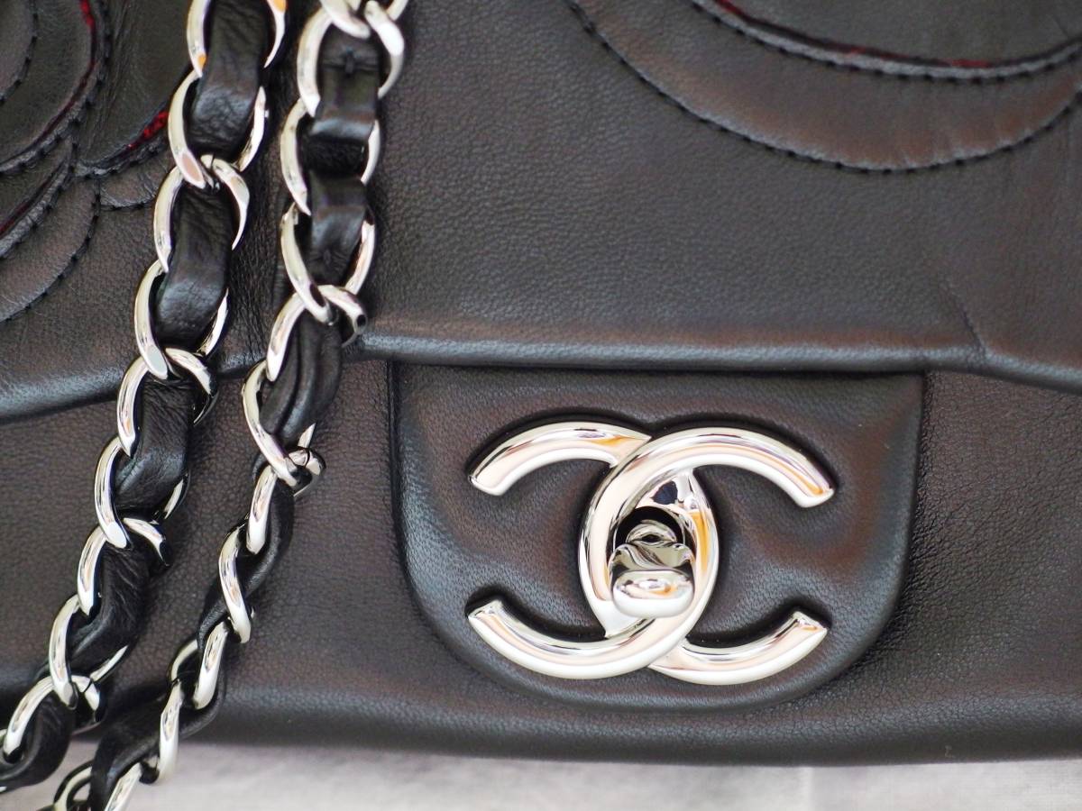 CHANEL シャネル バッグ カメリア チェーンショルダー ラムスキン 