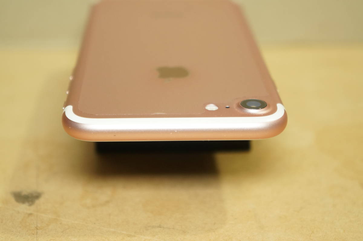 ジャンク☆iPhone 7 32GB SIMフリー ゴールド☆SoftBank(ソフトバンク