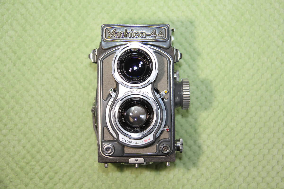 YASHICA ヤシカ Yashica-44 Yashikor 二眼レフカメラ YASHICA-44 Yashica-44 ヤシカ 二眼レフ カメラ #5754 二眼レフカメラ