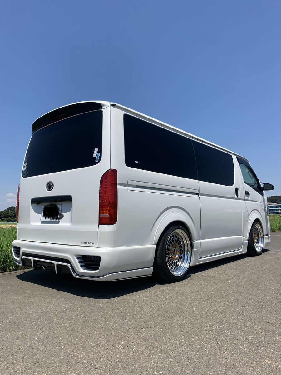 ハイエース200 ギブソン リアバンパー 自動車、オートバイ パーツ