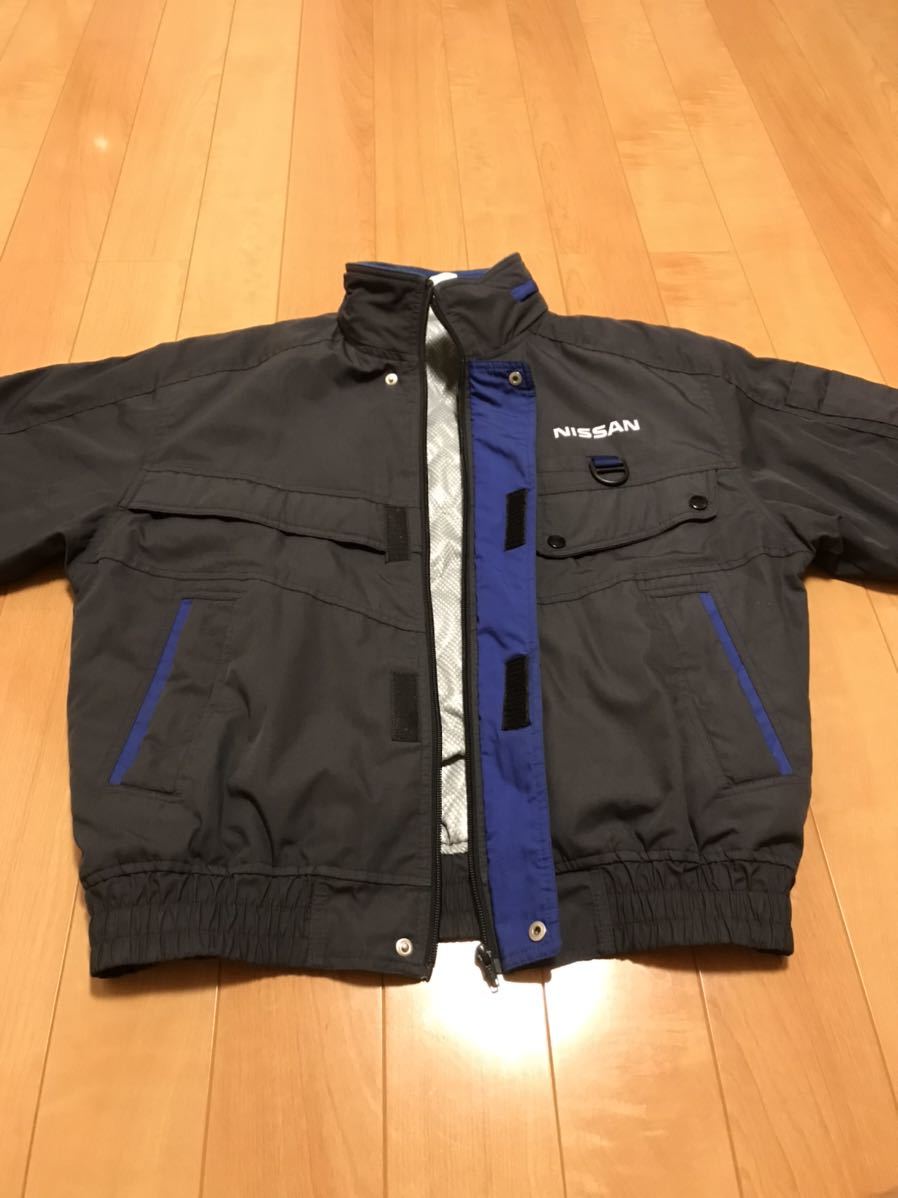 良品☆非売品.NISSAN／ニッサン・日産自動車 サイズL 中綿入裏キルト 
