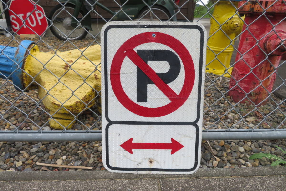 道路標識 アメリカビンテージ看板 NO PARKING ロードサイン 反射板