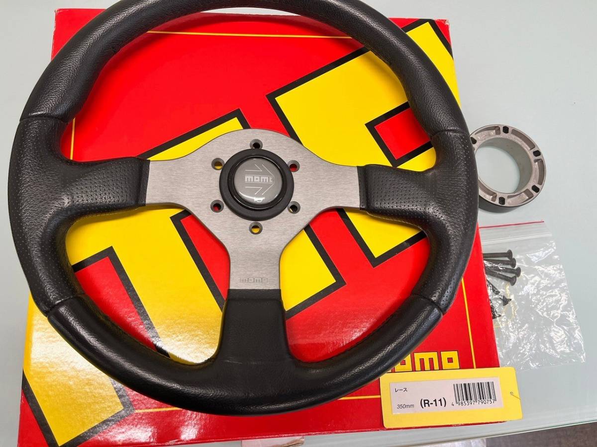 中古品 MOMO モモ ステアリング RACE レース 350mm MOMO RACE
