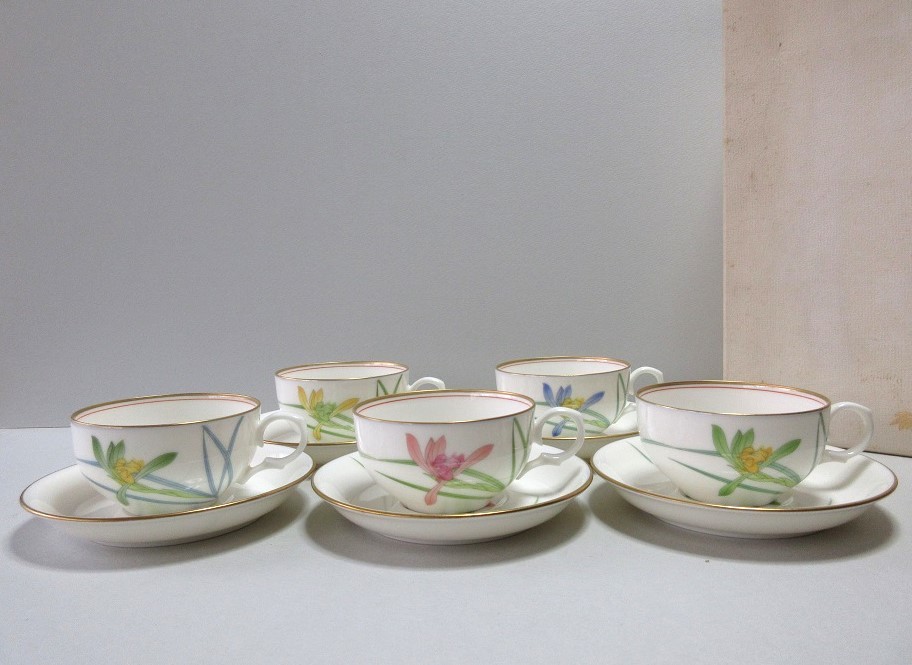 ◆◆香蘭社　オーキッドガーデン　ティー碗皿5客　上品な色違いの蘭♪◆◆