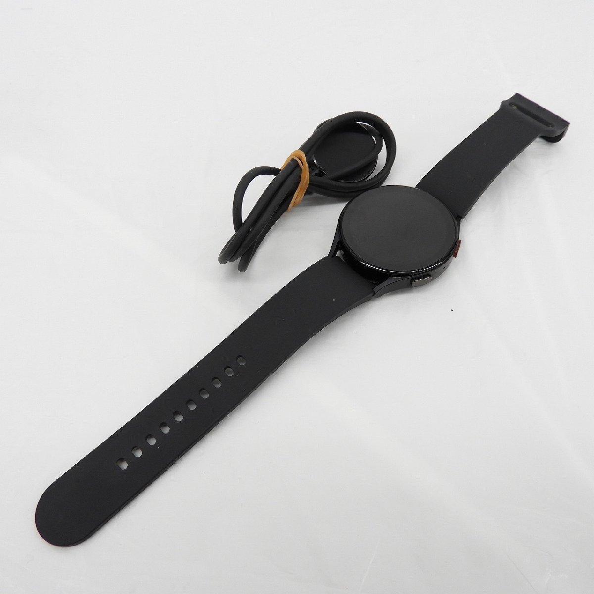  品 SAMSUNG サムスン スマートウォッチ Galaxy Watch 5 44ｍｍ グラファイト 708101356 0925(スマートウォッチ本体)｜売買されたオークション情報、yahooの商品情報をアーカイブ公開 - オークファン スマートウォッチ本体