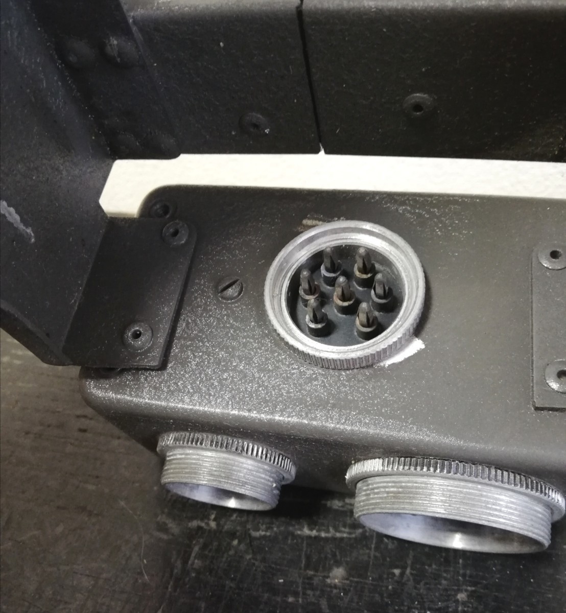 SCR-274の送信機用マウント FT-234-A U.S.ARMY western electric 米軍