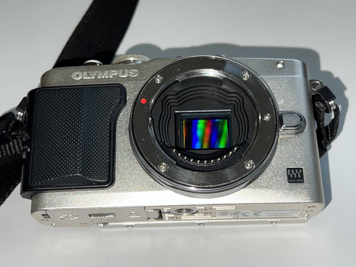 美品 OLYMPUS PEN Lite E-PL6 ボディ 元箱・付属品あり - OLYMPUS PEN 