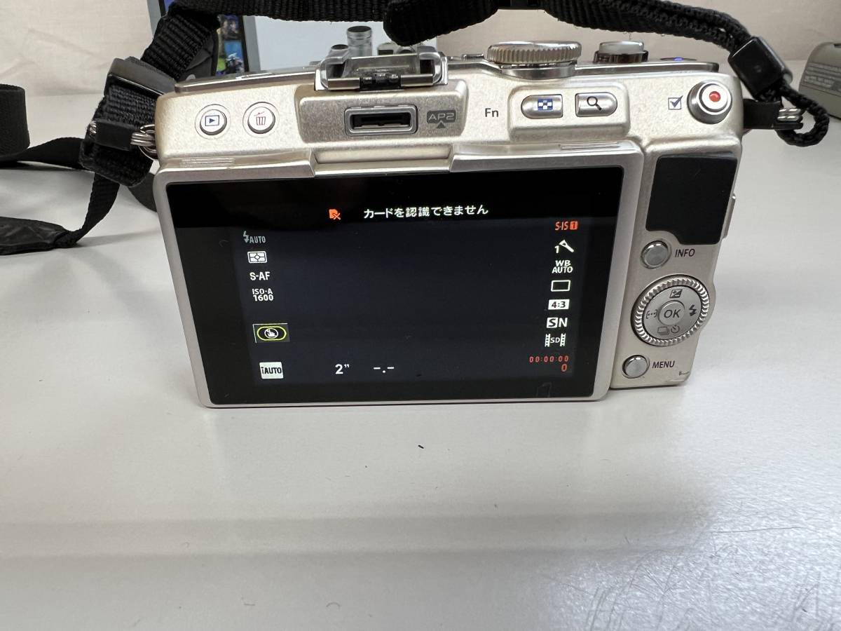 美品 OLYMPUS PEN Lite E-PL6 ボディ 元箱・付属品あり 【公式通販】