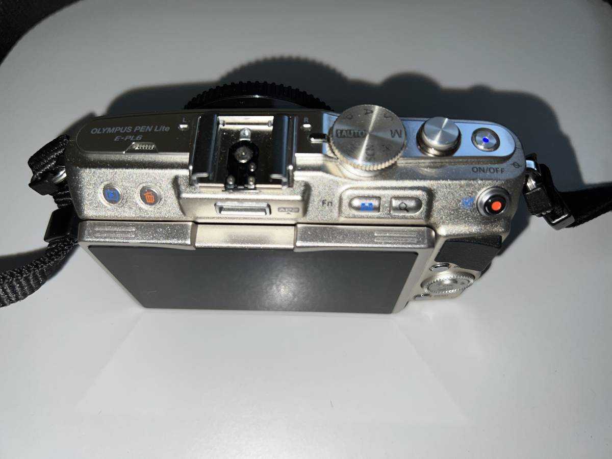 美品 OLYMPUS PEN Lite E-PL6 ボディ 元箱・付属品あり 【公式通販】