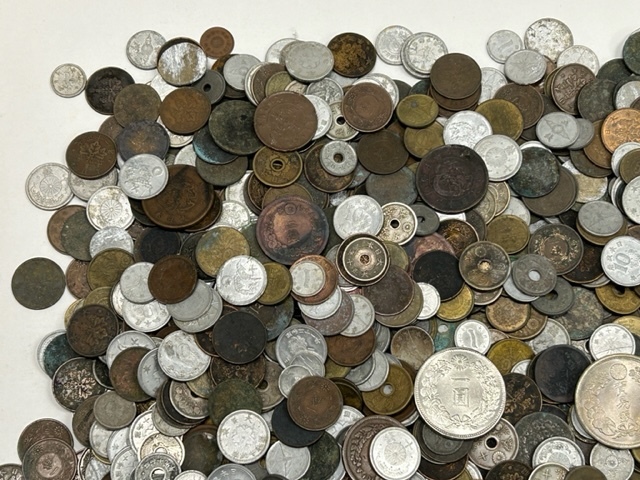 ※20089 日本古銭 約5500ｇ 明治・大正・昭和 銅貨・青銅貨・黄銅貨・アルミ貨・ニッケル貨 その他おまとめ 個人保管 古銭 銀貨 日本貨幣商協同組合制作