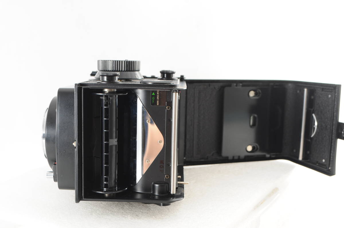 ☆超美品☆ YASHICA MAT-124G 80m F3.5 二眼レフ かび・くもり