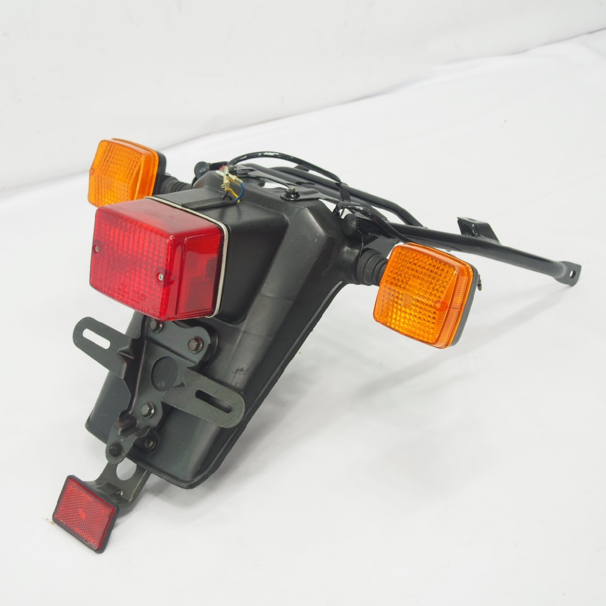 TW200 2JL純正 シートレール リアフェンダー テールランプ リアウインカー サブフレーム テールライト