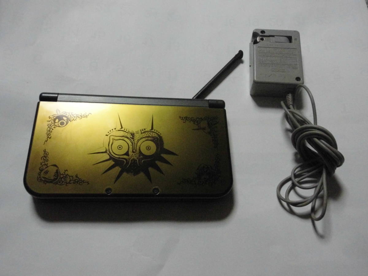 NEWニンテンドー3DS LL 本体 ゼルダの伝説 ムジュラの仮面3D 仕様 極上