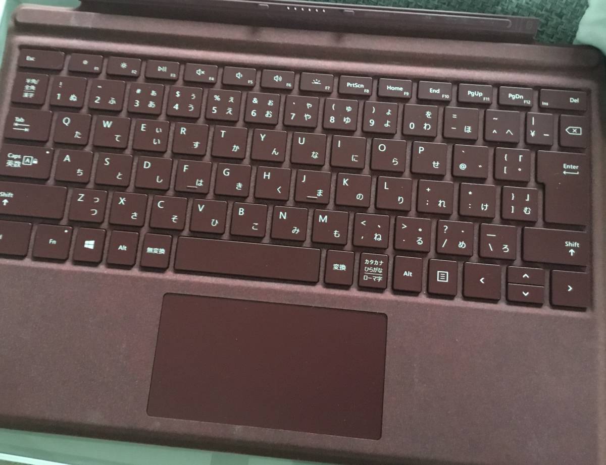 Surface Pro Signature タイプカバー(Surface Pro 7+ 以前用)