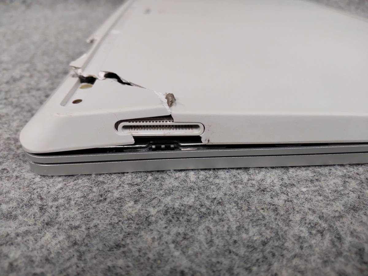 Microsoft Surface Laptop Go 1943 キーボード付 裏面破損 起動不可