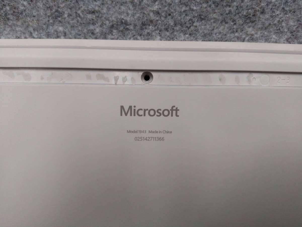 Microsoft Surface Laptop Go 1943 キーボード付 裏面破損 起動不可