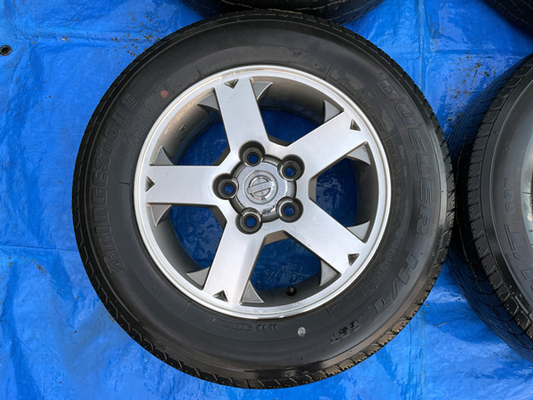 ☆日産 キックス 純正アルミホイール 15inch 5.5JJ +46 PCD114.3 175  