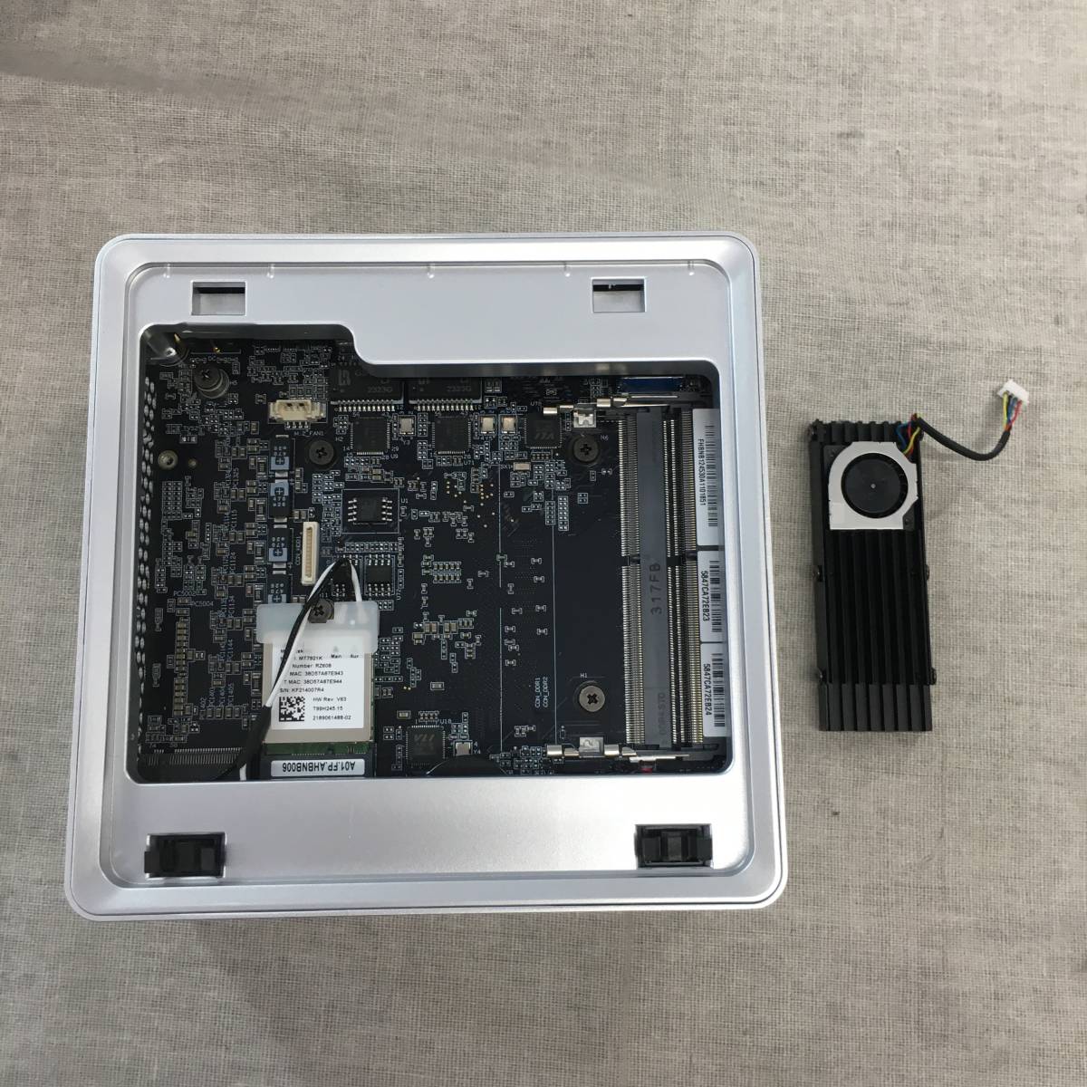 ジャンク品 MINISFORUM Venus Series NAB5 ミニPC 第12世代 Core i5 