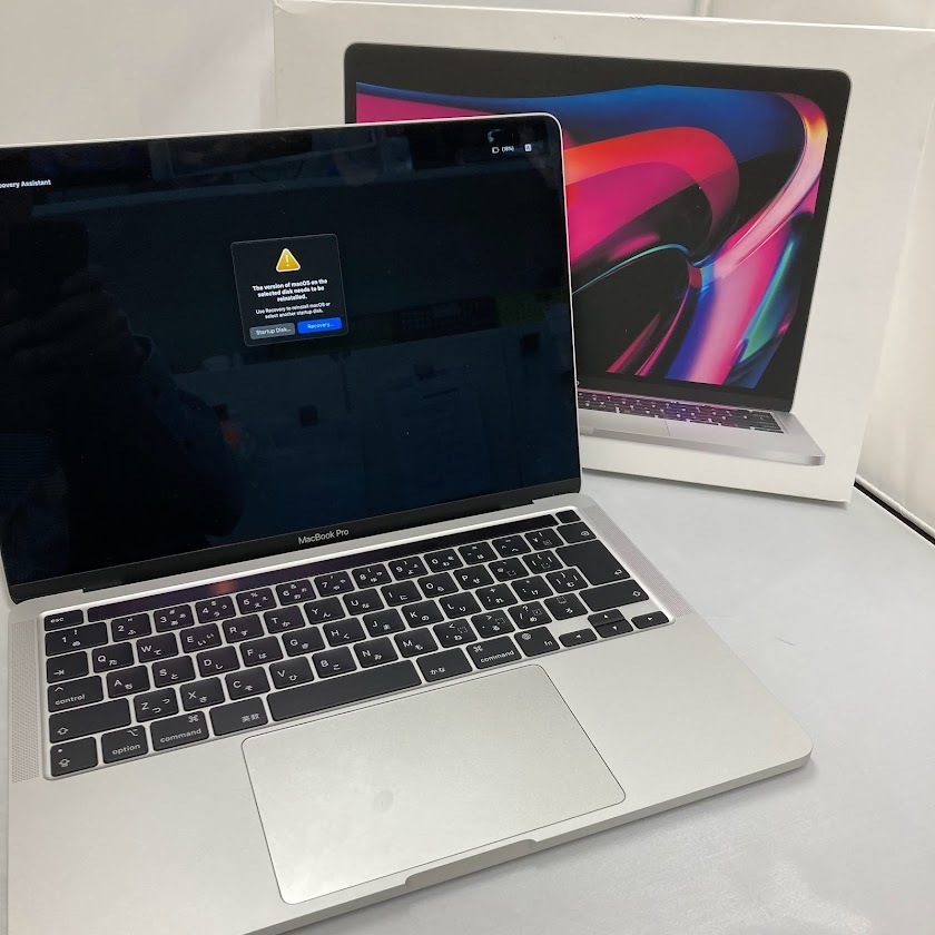 Apple　Mac Book Pro A2338　256GB　13インチ　箱　充電器付