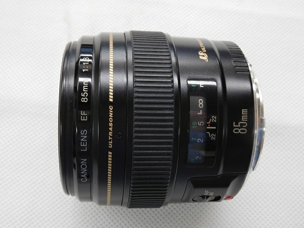 ジャンク Canon EF 85mm F1.8 USM レンズ 大口径 単焦点T1772188