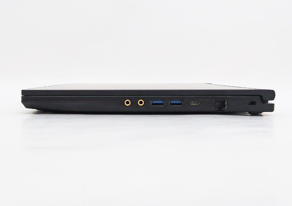 MSI GF63 Thin 11U Core i7-11800H/メモリ16GB/GeForce RTX 3050/SSD 