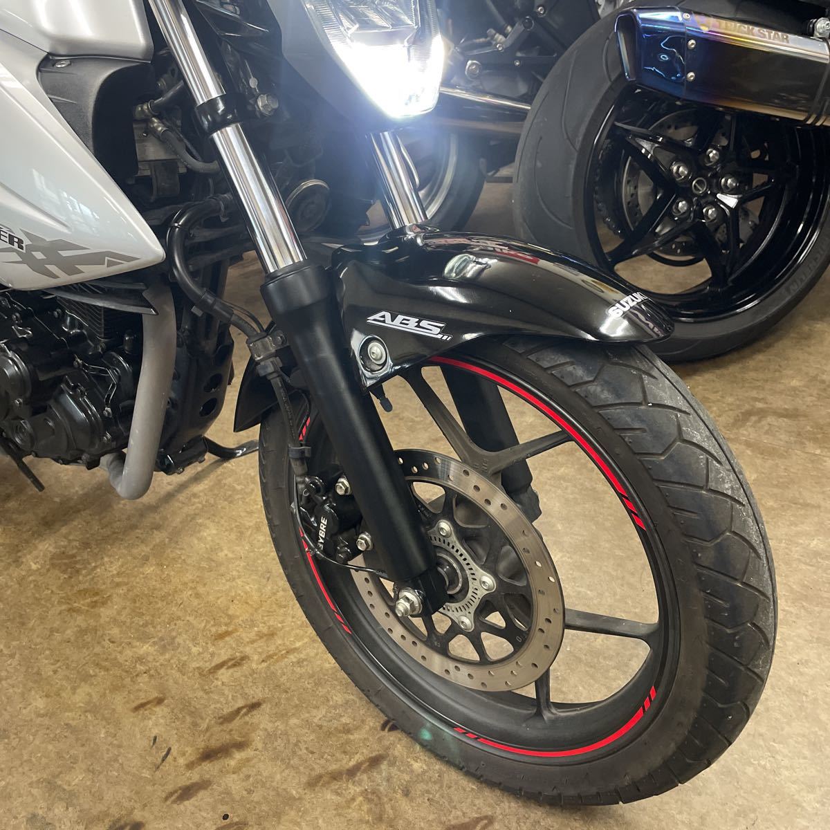 ジクサー150 | ジクサー 0 22Racing バイクマフラー 2BK-ED13N メーターバイザーロング ED22B 2020年 ED13N ジクサー250 バイクの中古が安い!激安で譲ります・無料で 新車 スズキ 二輪車