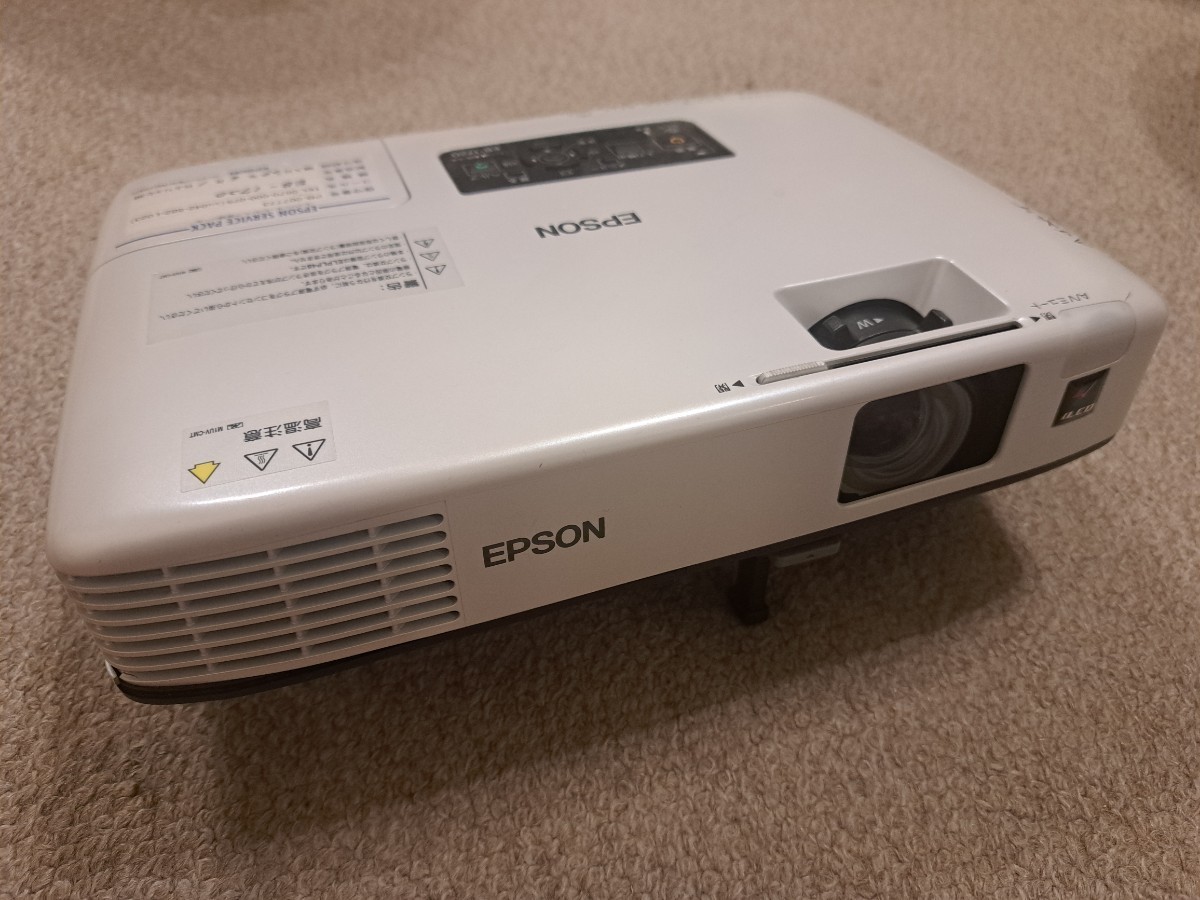 良品】EPSON EB-1776W 3LCD液晶プロジェクー 3000ルーメン/273時間