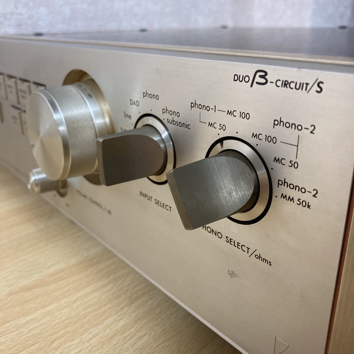 LUXMAN ラックスマン MODEL C-05 TWIN-MONOLITHIC PREAMPLIFIER アンプ