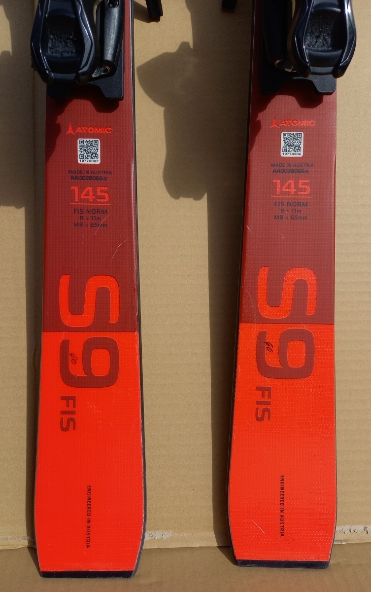 値下げ可能ATOMIC REDSTER S9 スキー138cm ジュニアSL用 Atomic Redster S9 J-RP SL Skis – Junior Slalom – Race Place
