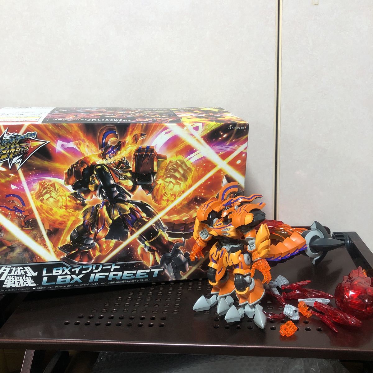 ダンボール戦機 ハイパーファンクション アキレス エンペラー