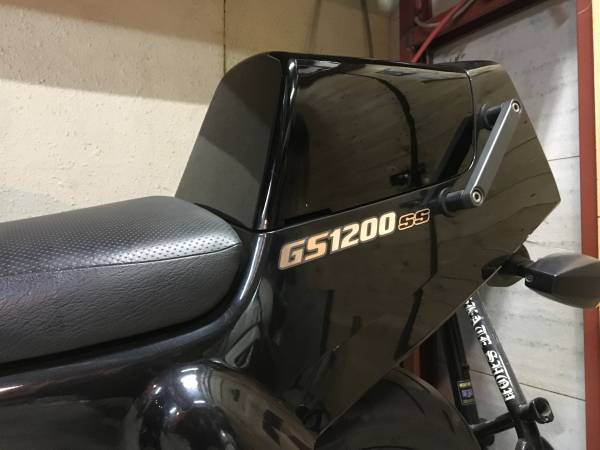 中古☆SUZUKI☆GS1200ssシングルシートカウル☆絶版 スズキ用 自動車