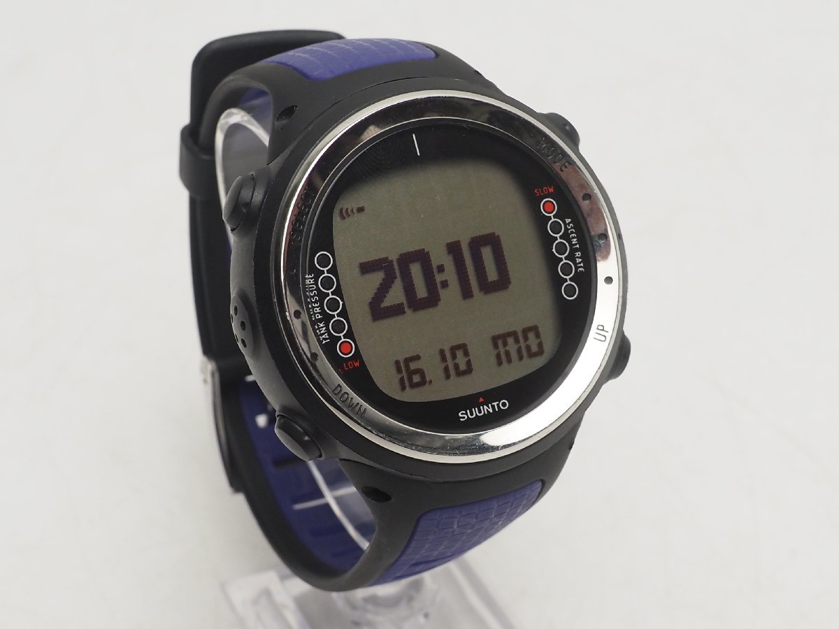 USED SUUNTO スント D4i ダイブコンピューター バッテリー交換済 DVD付 ランク:AA スキューバダイビング用品 [S55697]