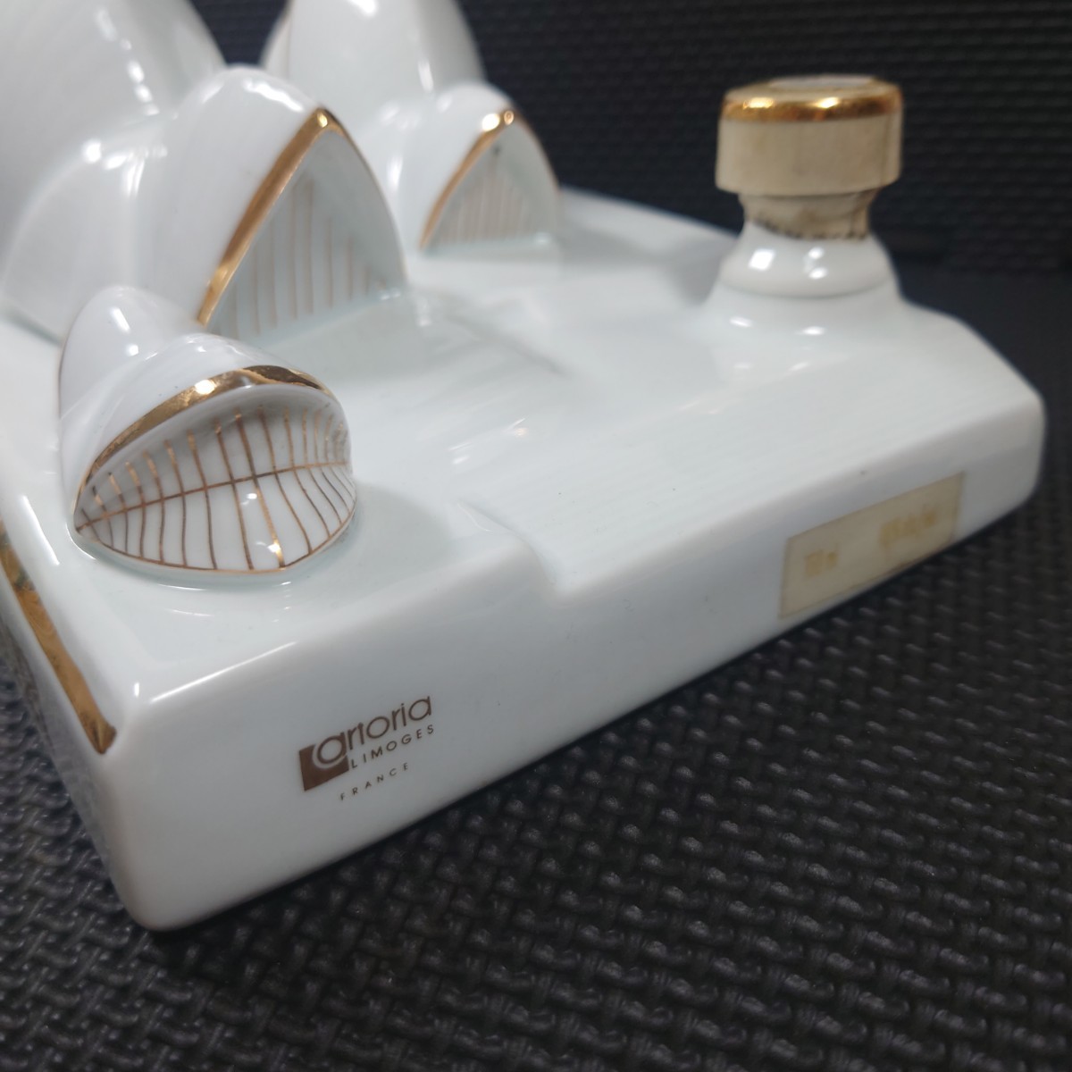 GAUTIER ゴーティエ シドニー オペラハウス 陶器ボトル 750ml 未開栓