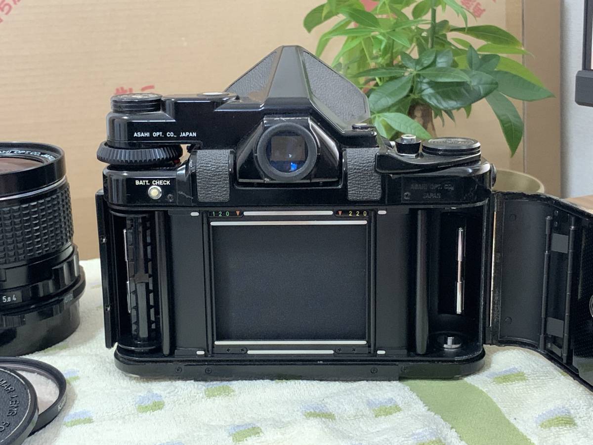 PENTAX 67 / SUPER-TAKUMAR 6x7 1:2.4/105 / smc PENTAX-6x7 1:4 55mm