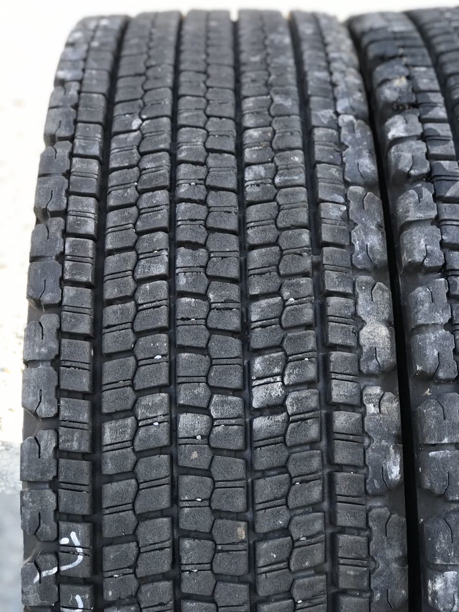 3888 ブリヂストン　275/80R22.5 スタッドレス　4本セット 2831 ブリヂストン 275/80R22.5 スタッドレス 4本セット ブリヂストン